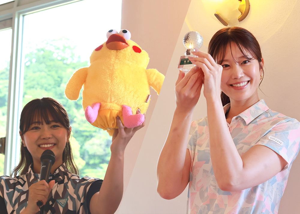 ポインコヘッドカバーとトロフィー